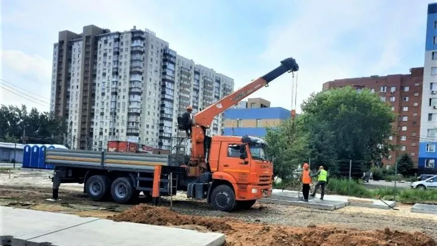 В Домодедове приступили к устройству котлована для будущего футбольного манежа
