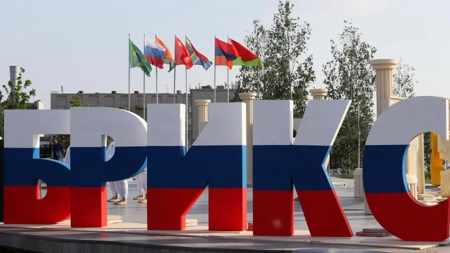 Политолог Сипров: от саммита БРИКС не стоит ждать чего-то прорывного