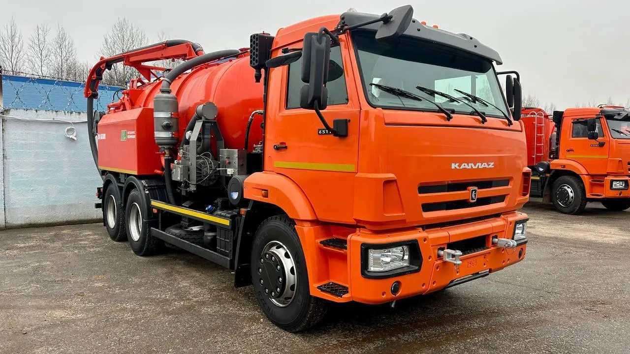 Автопарк «Мособлводоканала» пополнился новой спецтехникой