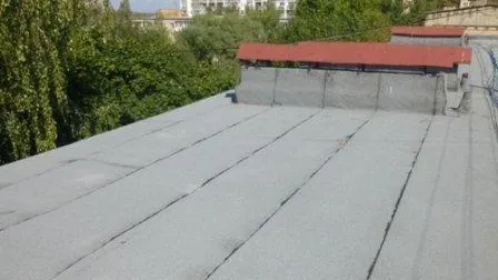 Ремонт кровли в одном из домов Балашихи планируют завершить в сентябре