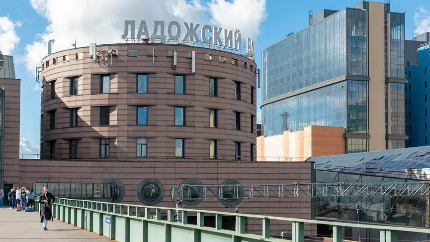 В Петербурге обсудили концепцию набережной у Ладожского вокзала