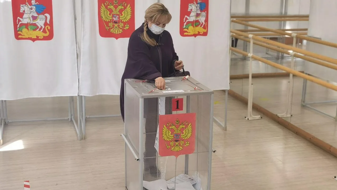 Глава ЦИК Элла Памфилова проголосовала на выборах в Подмосковье