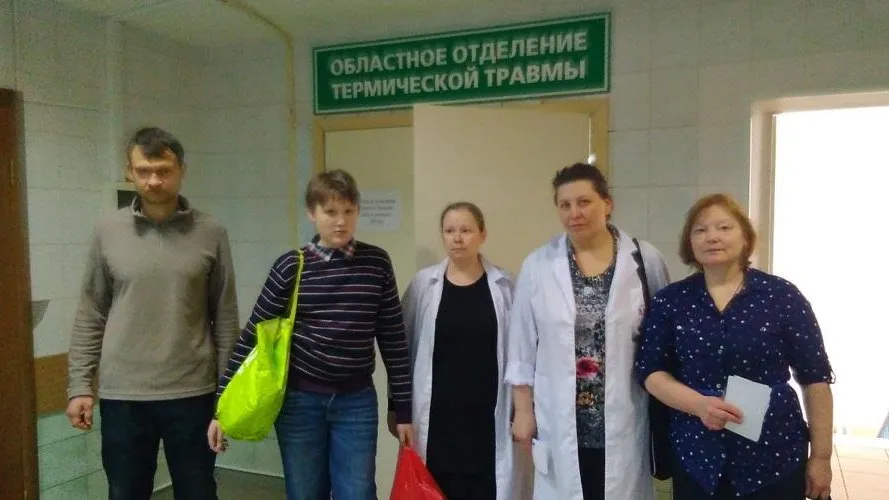 Волонтеры Подольска навестили пациентов ожогового отделения больницы округа