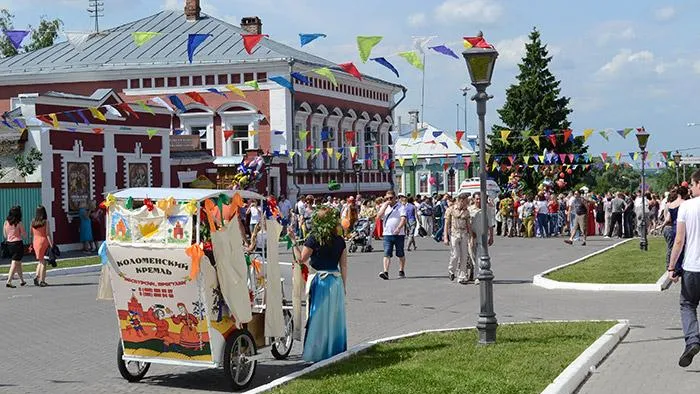 Виртуозова презентовала проект «Лето в Подмосковье» в Больших Вяземах