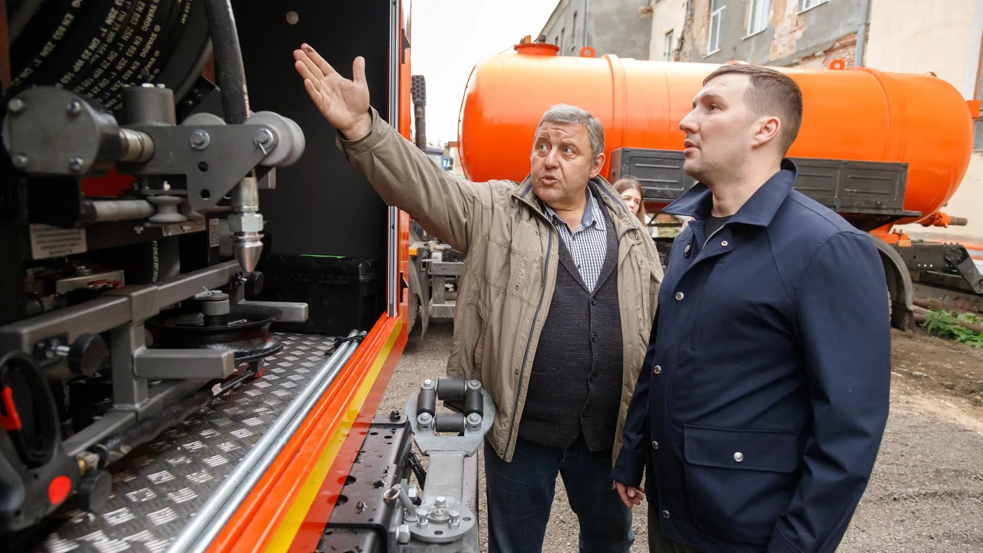 Глава Каширы проверил готовность коммунальщиков округа к осенне-зимнему сезону