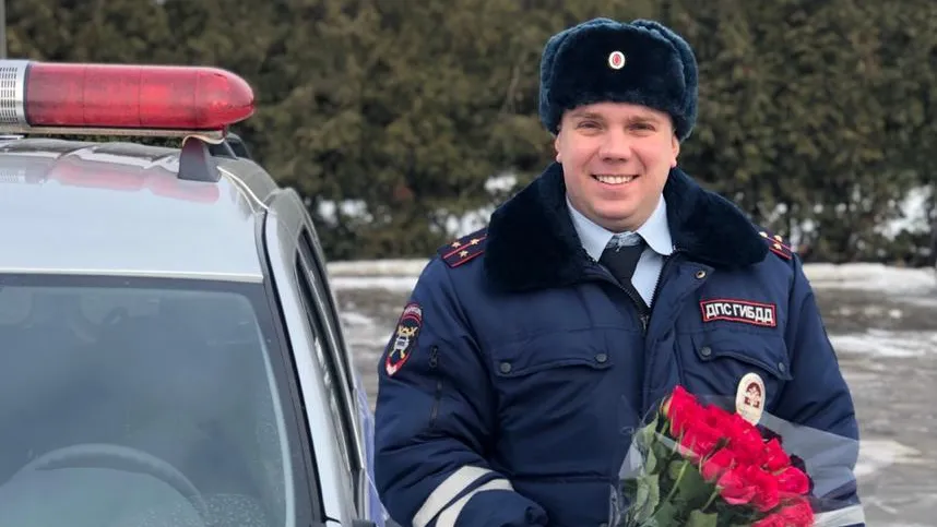 Госавтоинспекторы в Щелкове поздравят женщин‑водителей с 8 Марта
