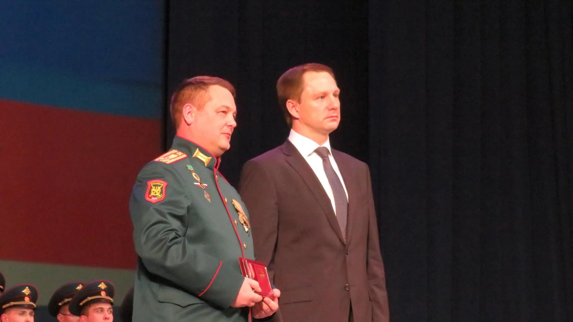 Власти Красногорска поздравили военнослужащих и ветеранов с Днем защитника Отечества