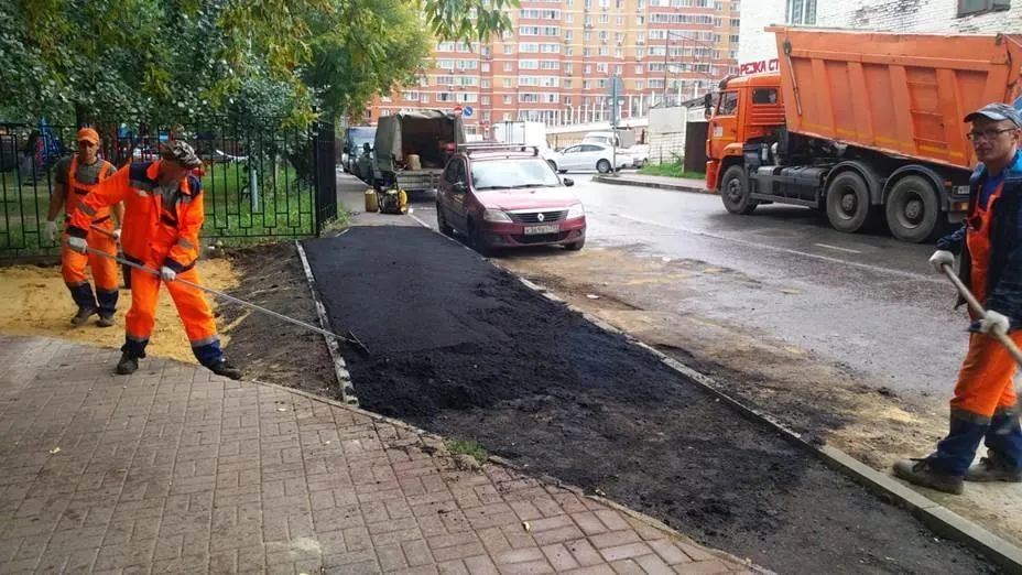 Часть тротуара обустроили на Инициативной улице в Люберцах