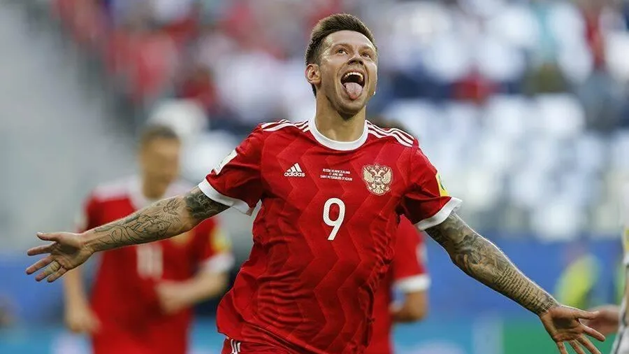 Смолов выплатил 1 млн рублей потерпевшему в конфликте в столичной «Кофемании»
