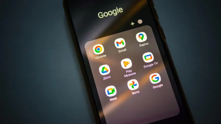 РКН отреагировал на сбой в Google Meet, который «заменил» россиянам WhatsApp*