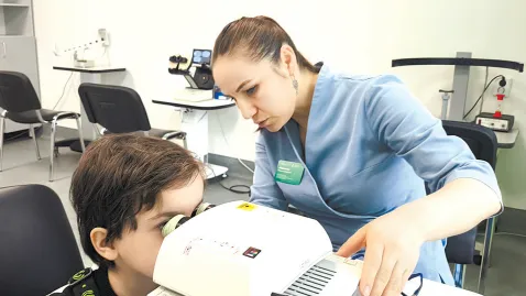 Новый аппарат для лечения зрения у детей поставили в детскую поликлинику Видного