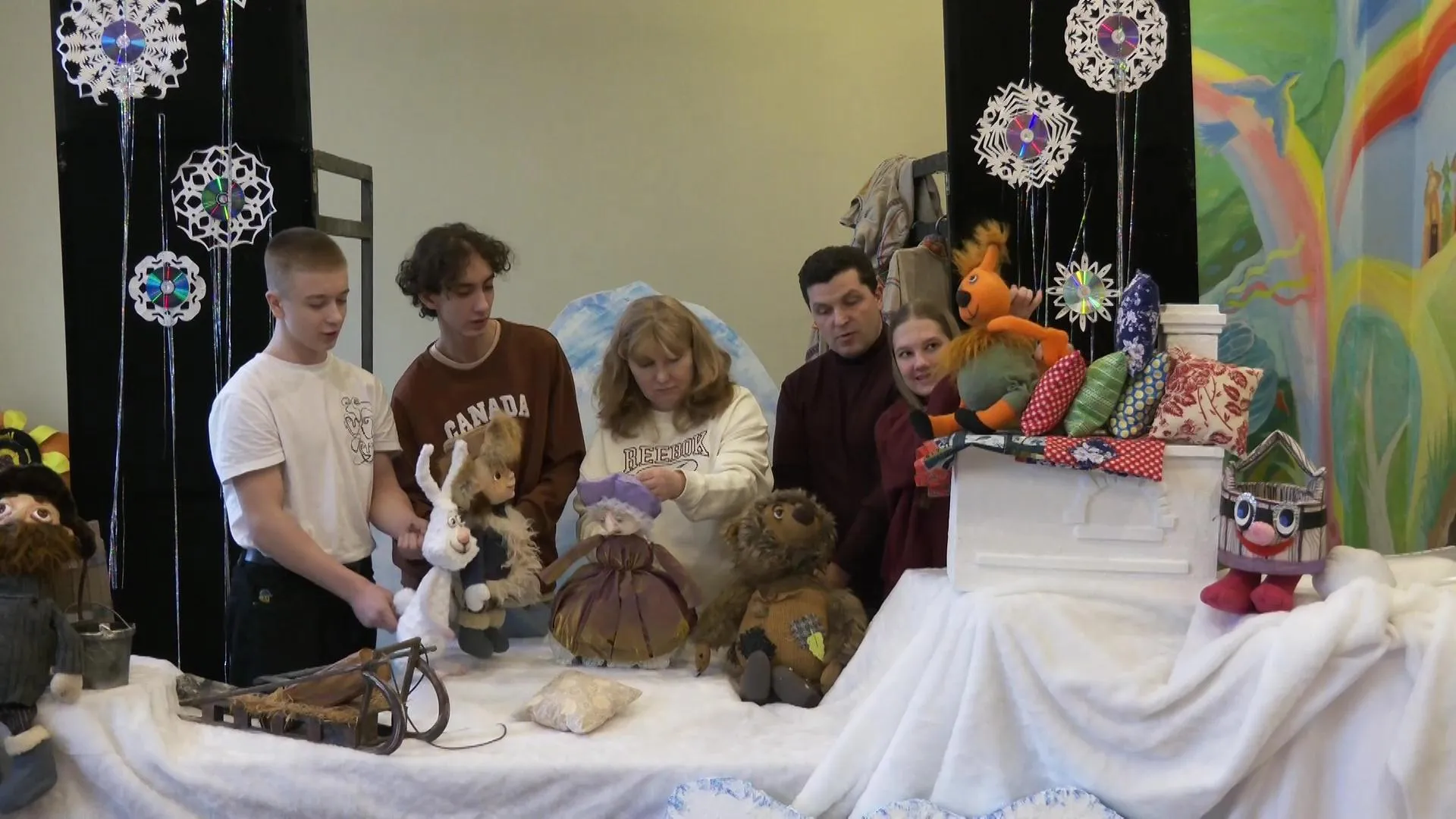 В Дубне создали новых кукол для новогодней сказки в театре «Поветруля»