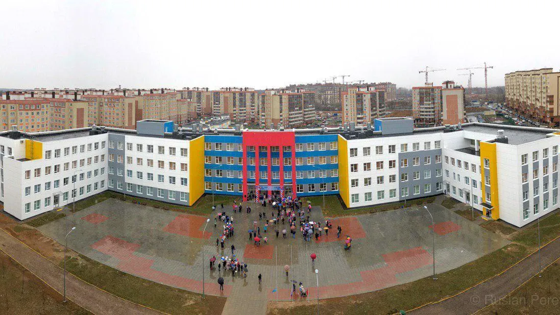 Новую школу на 1,1 тыс учеников открыли в Ленинском районе
