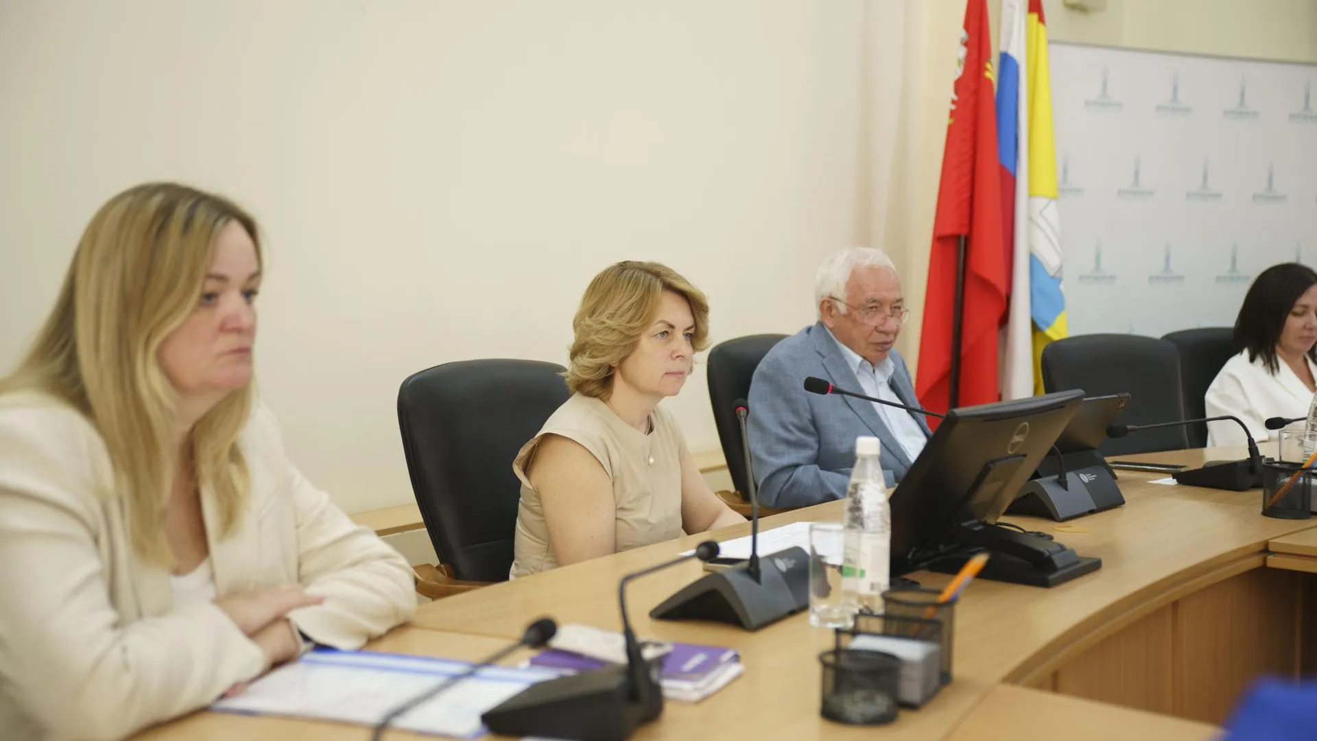 В Домодедове обсудили актуальные вопросы благоустройства и ремонта дорог