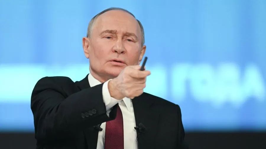 Эксперт спрогнозировал продолжительность и темы прямой линии с Путиным в 2025 г