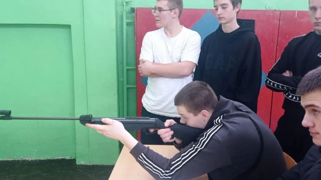 Военно‑спортивный праздник прошел в Луховицком аграрно‑промышленном техникуме