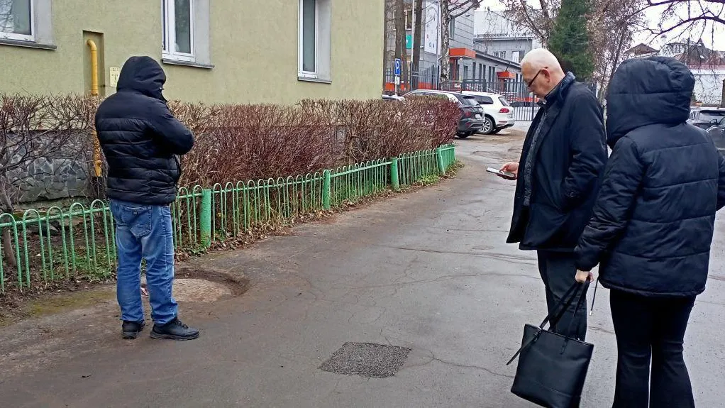 Заместители главы Дмитровского округа проверяют содержание территории