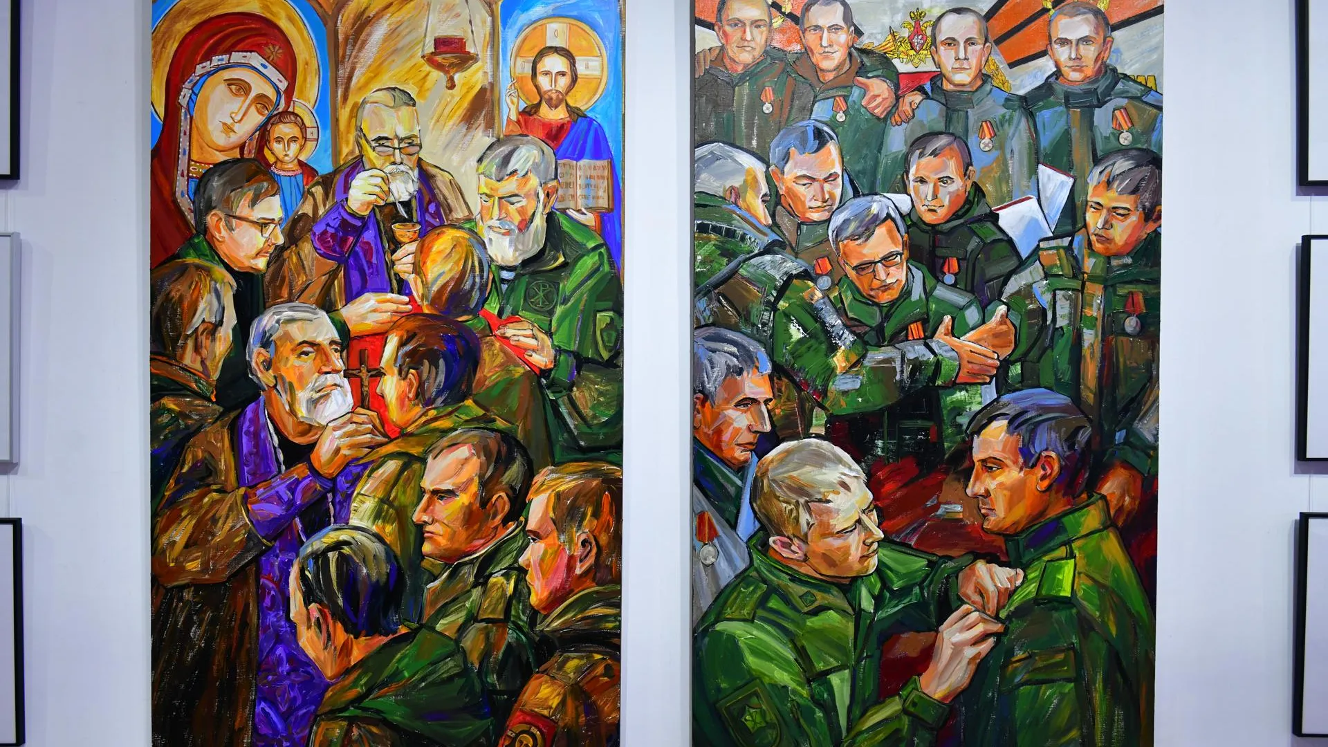 Глава Химок Инна Федотова посетила выставку «Лица героев»