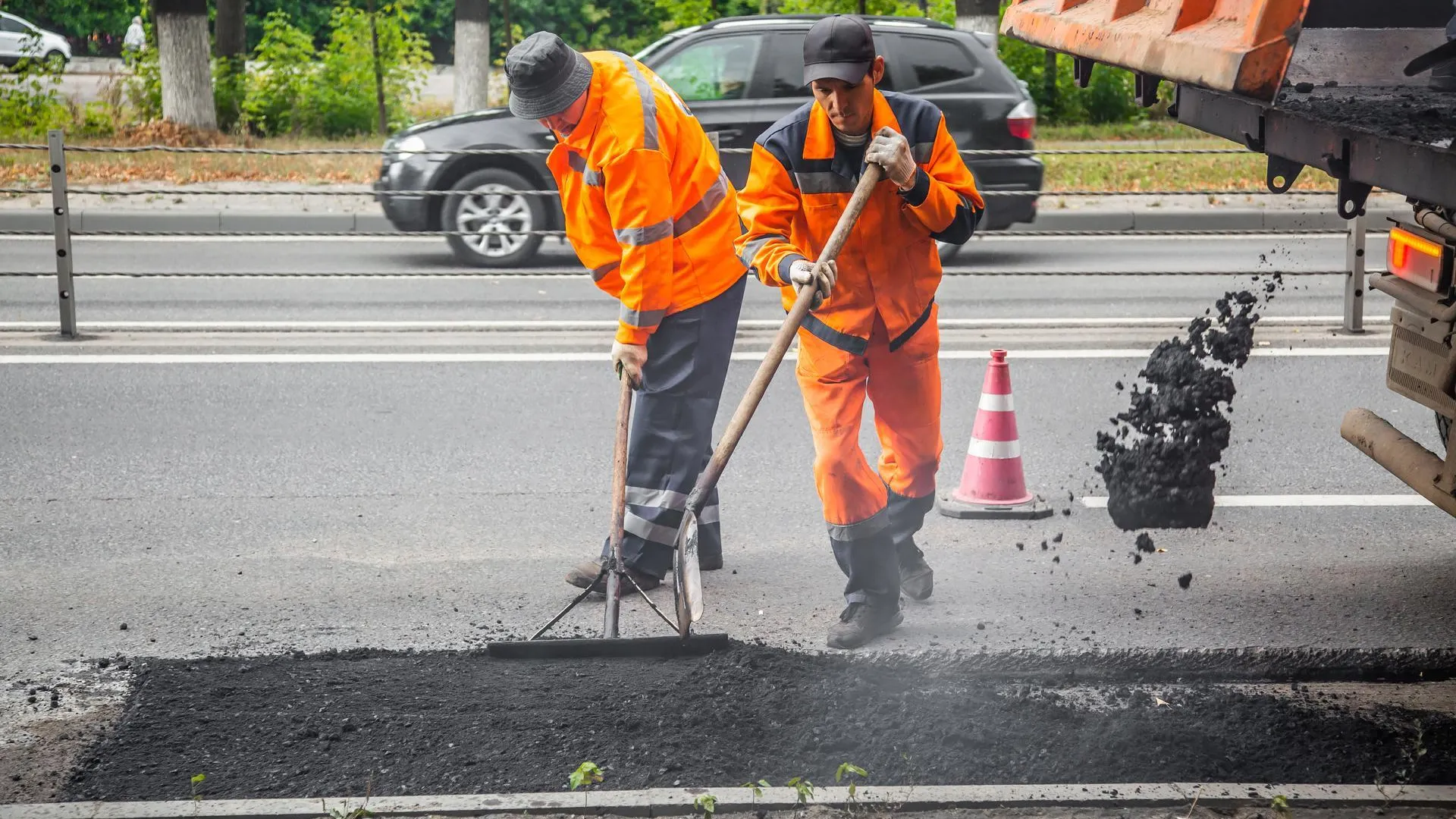 Первую волну ямочного ремонта завершили в Московской области