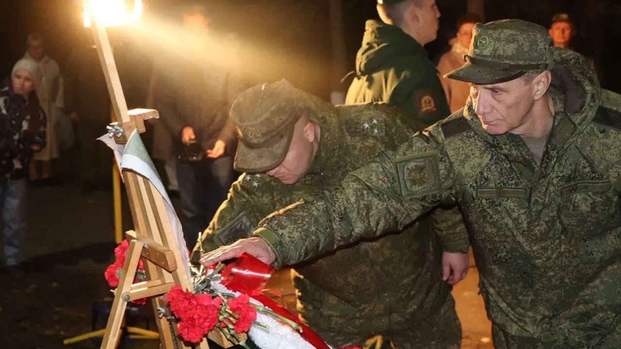 Памятный знак Герою СССР Дмитрию Лавриненко открыли под Волоколамском