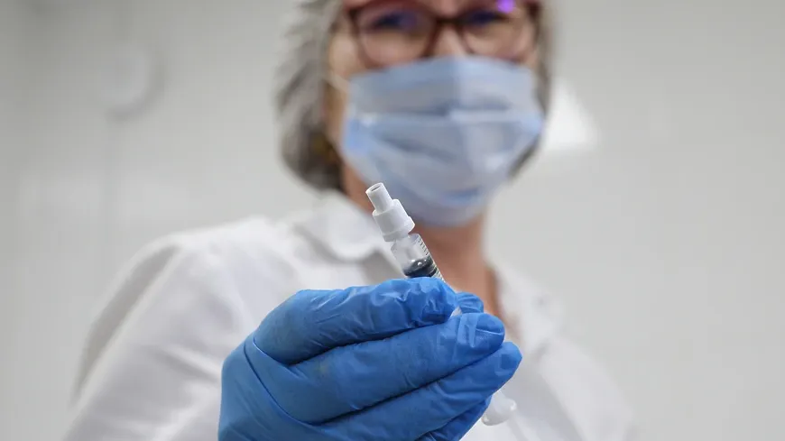 Жители Балашихи могут привиться назальной вакциной от Covid‑19