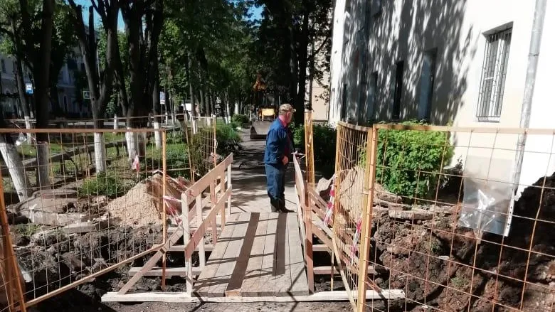 В микрорайоне Климовск Подольска начали менять трубы теплосети