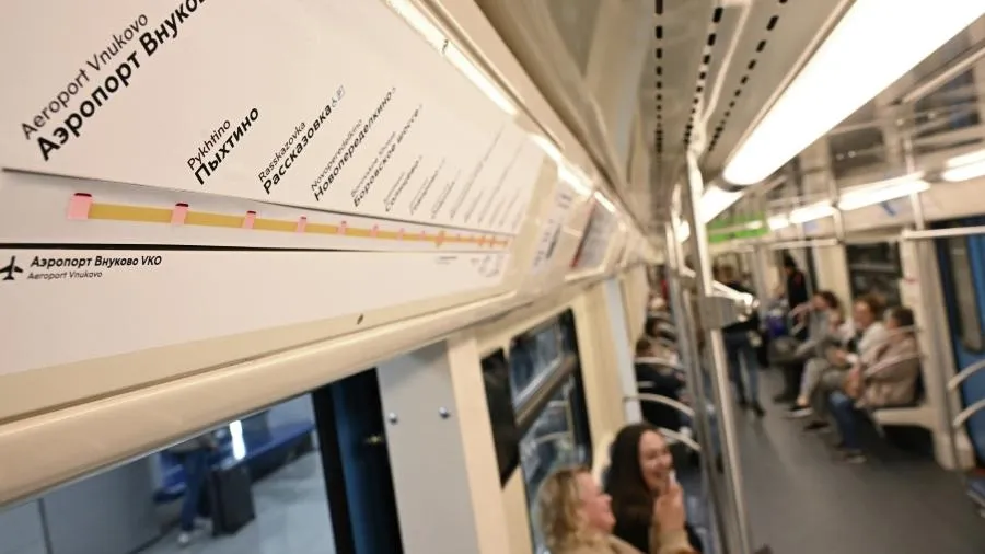 Сбой в движении поездов произошел на участке Солнцевской линии метро Москвы