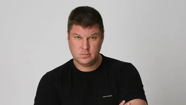 Агент Гены из «Универа» опроверг слухи об угрозе ампутации стопы