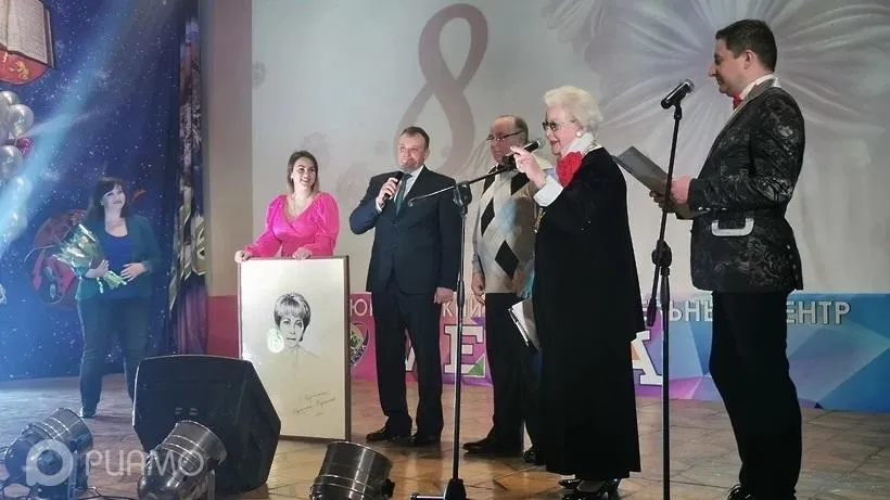 Галина Добрынина