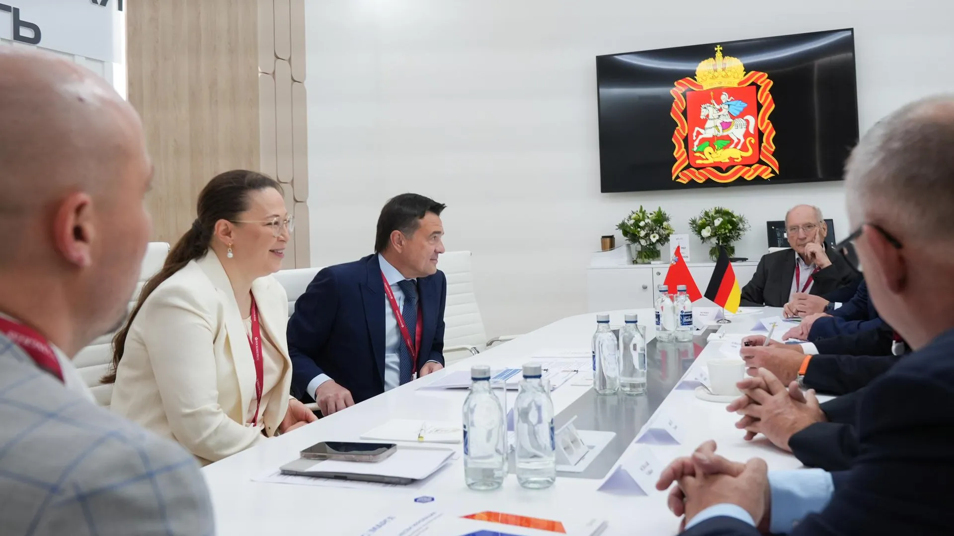 Губернатор: более 40 немецких компаний продолжает работать в Подмосковье