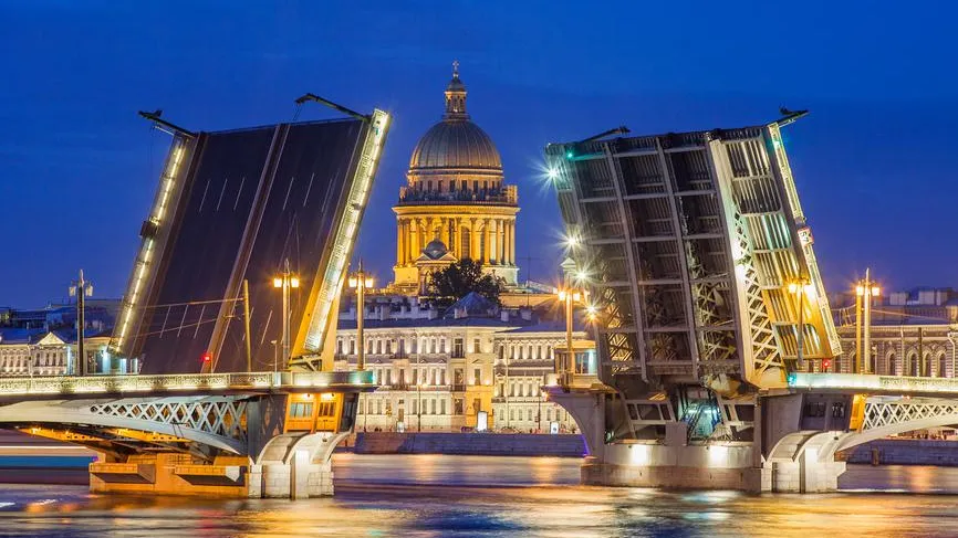 9 Мая в Петербурге будет теплее, чем в Москве