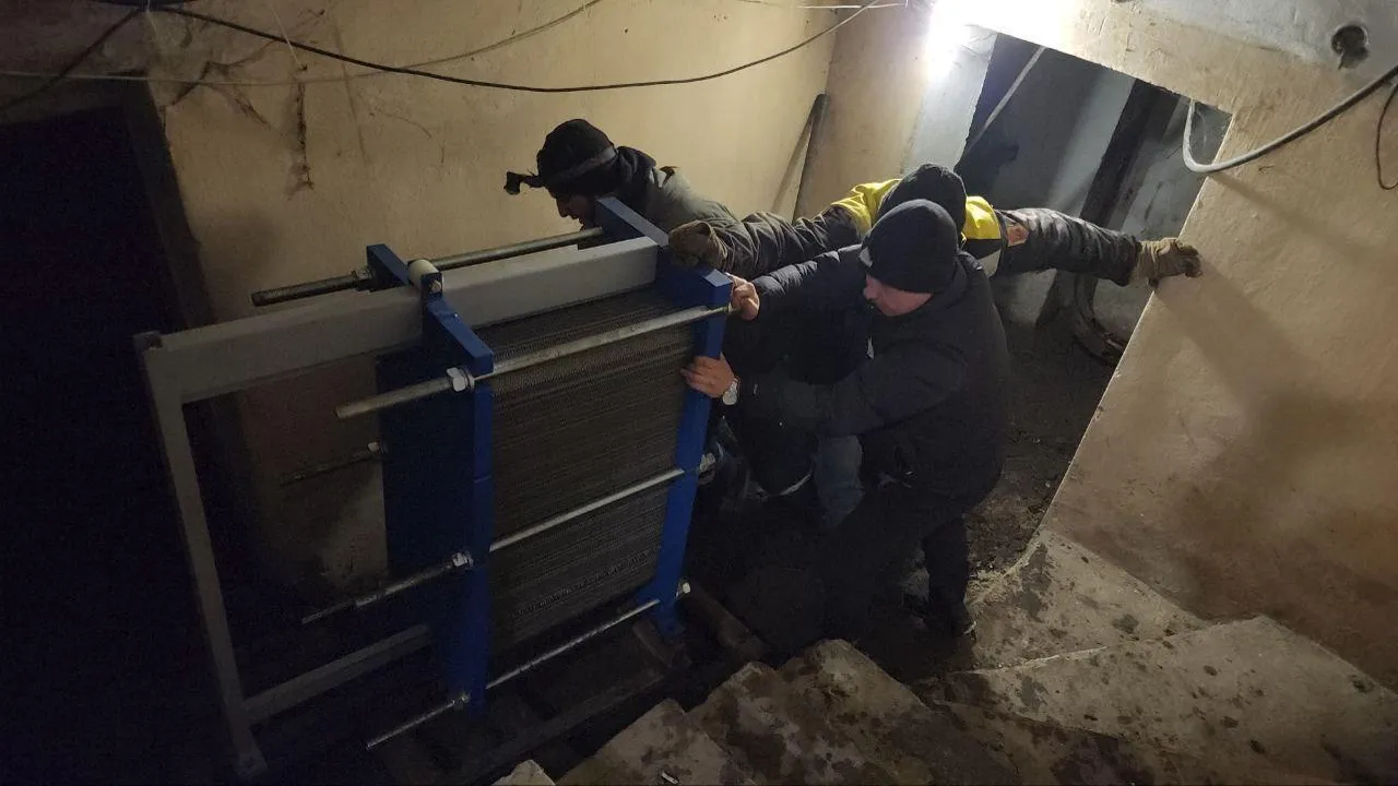 В Подольске на Большой Серпуховской начали монтаж индивидуального теплового пункта