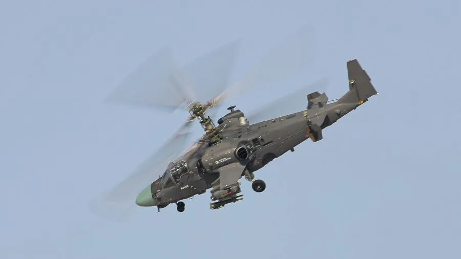 ВС РФ с применением вертолета Ка-52 уничтожили живую силу ВСУ под Курском