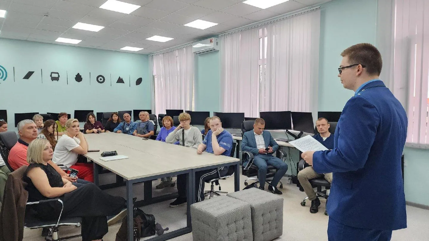 Сотрудников Ногинского колледжа предупредили о дистанционном мошенничестве