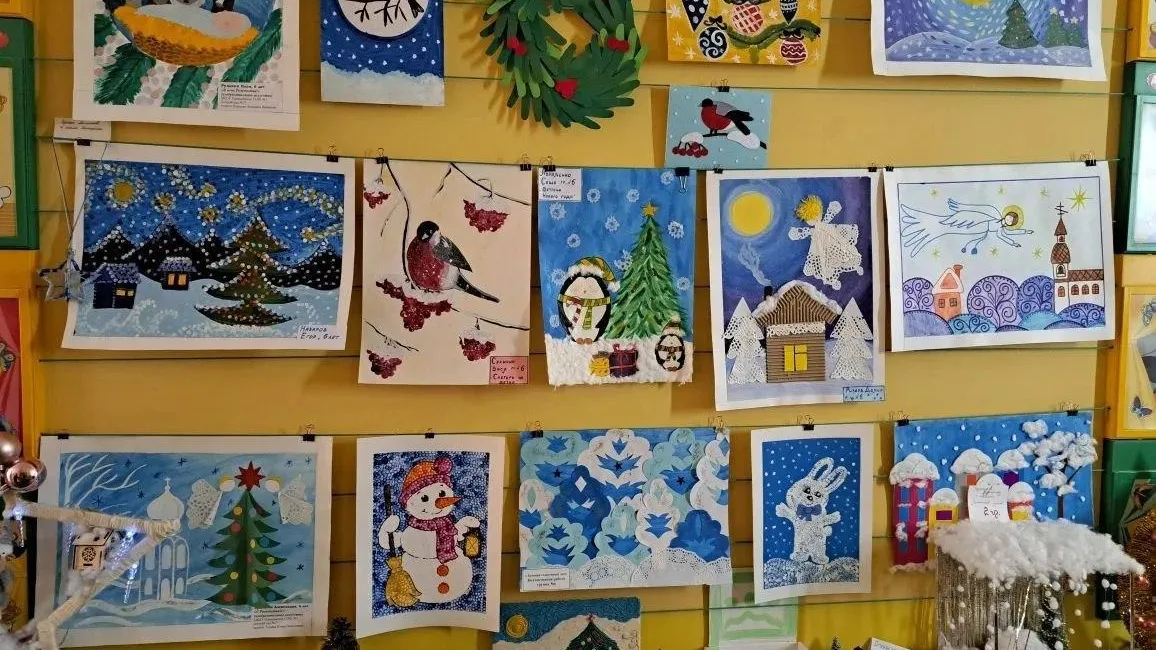 В Одинцовском округе прошла выставка «Новогодний вернисаж» в детском саду №77