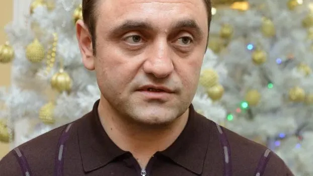 Взорванный в «Алых парусах» Саркисян пережил клиническую смерть и потерял стопу