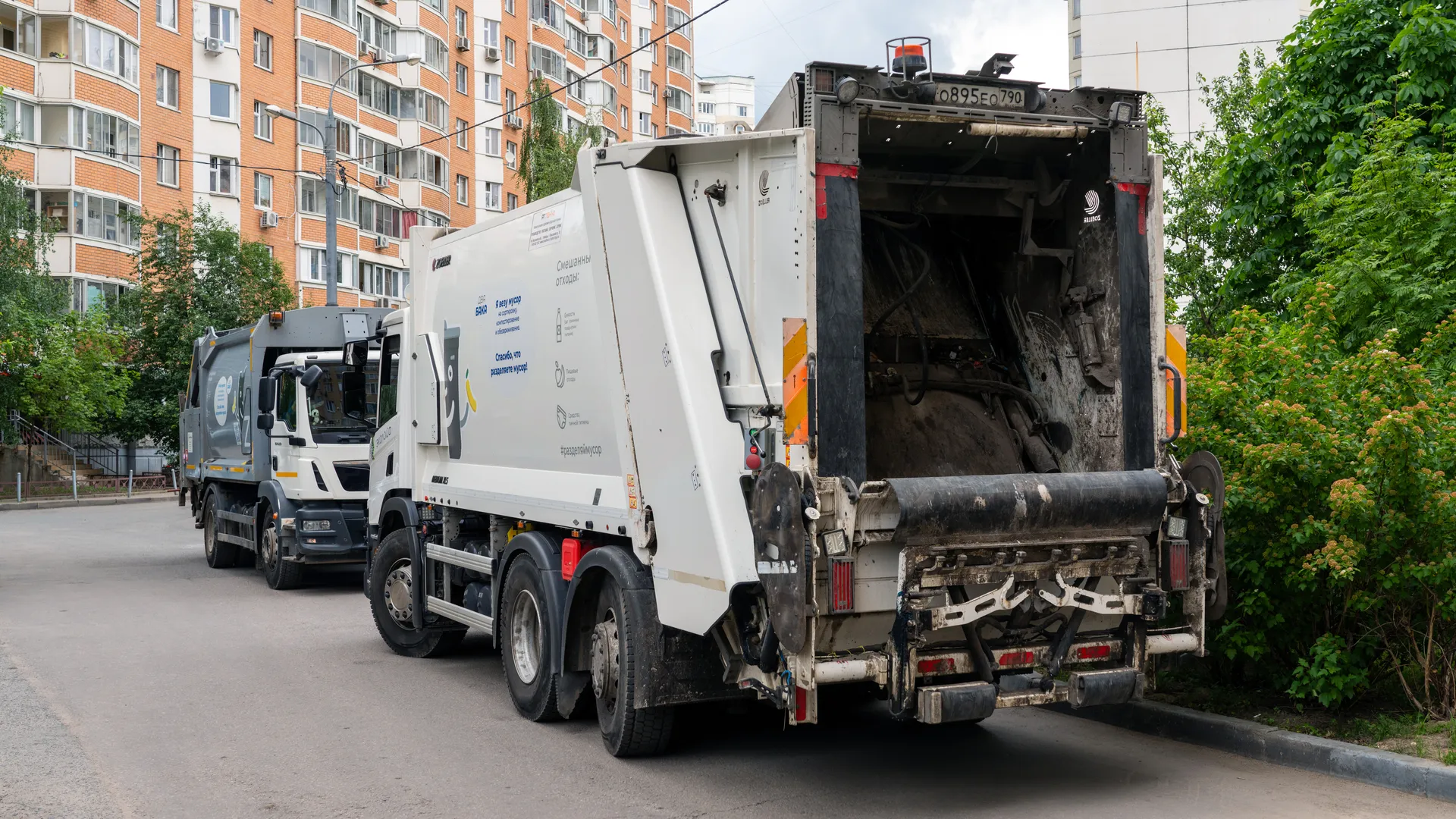 Регоператоры южных регионов увеличили число рейсов мусоровозов на 17%