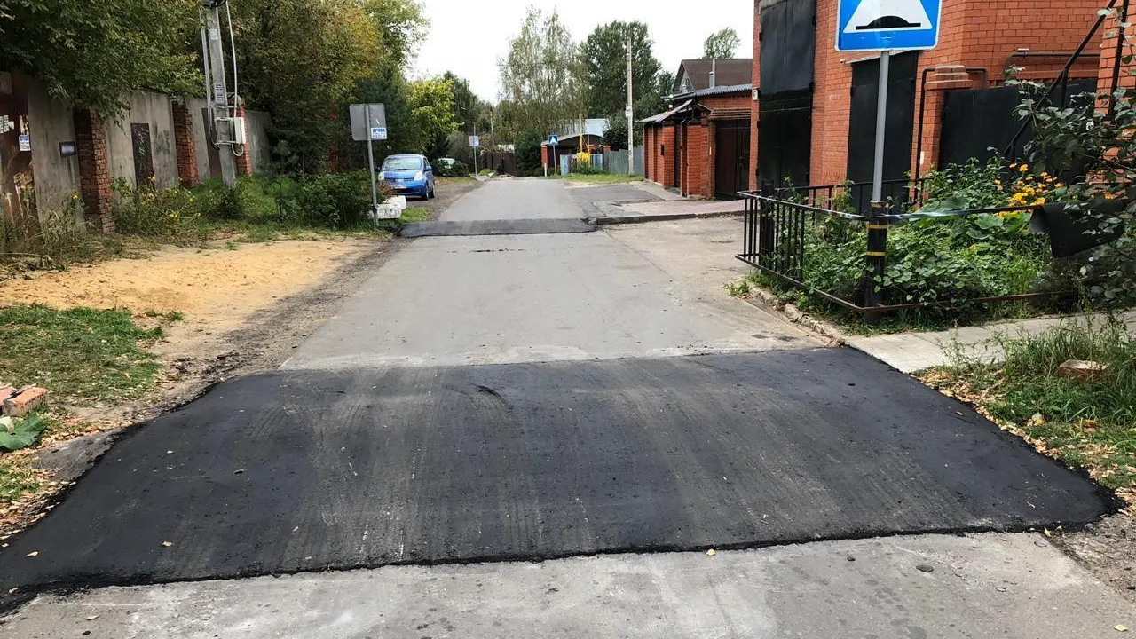 «Лежачие полицейские» отремонтировали в деревне Черное Балашихи