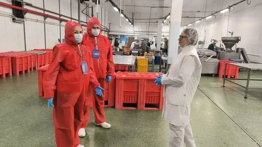 В Подмосковье проверили завод «Серволюкс Посад»