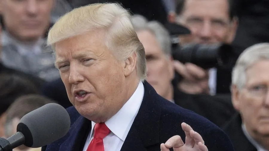 Трамп пообещал «вернуть страну» на последнем митинге перед инаугурацией