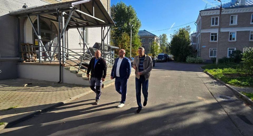 Концепцию благоустройства пешеходной зоны перед Ледовым дворцом обсудили в Балашихе