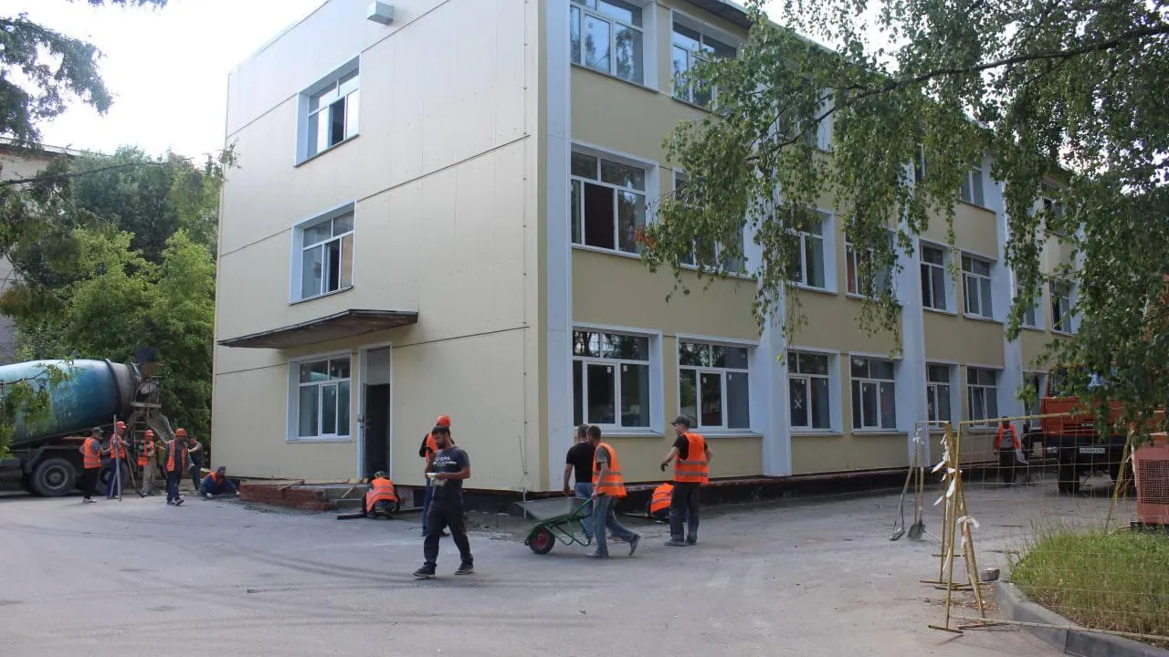 Здание КЦД в больнице Мытищ планируют отремонтировать до конца года