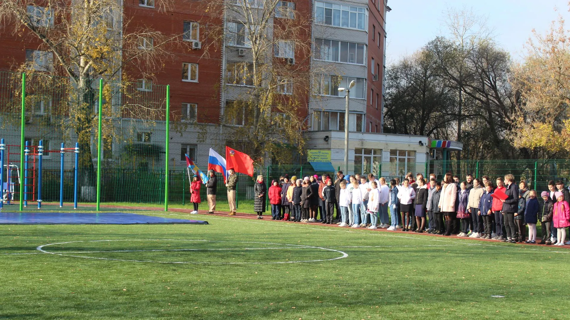Спортплощадку площадью около 700 кв м открыли в школе №59 Люберец