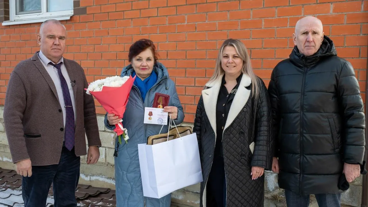 Ветеранам в Талдомском округе вручили медали к 80-летию Великой Победы