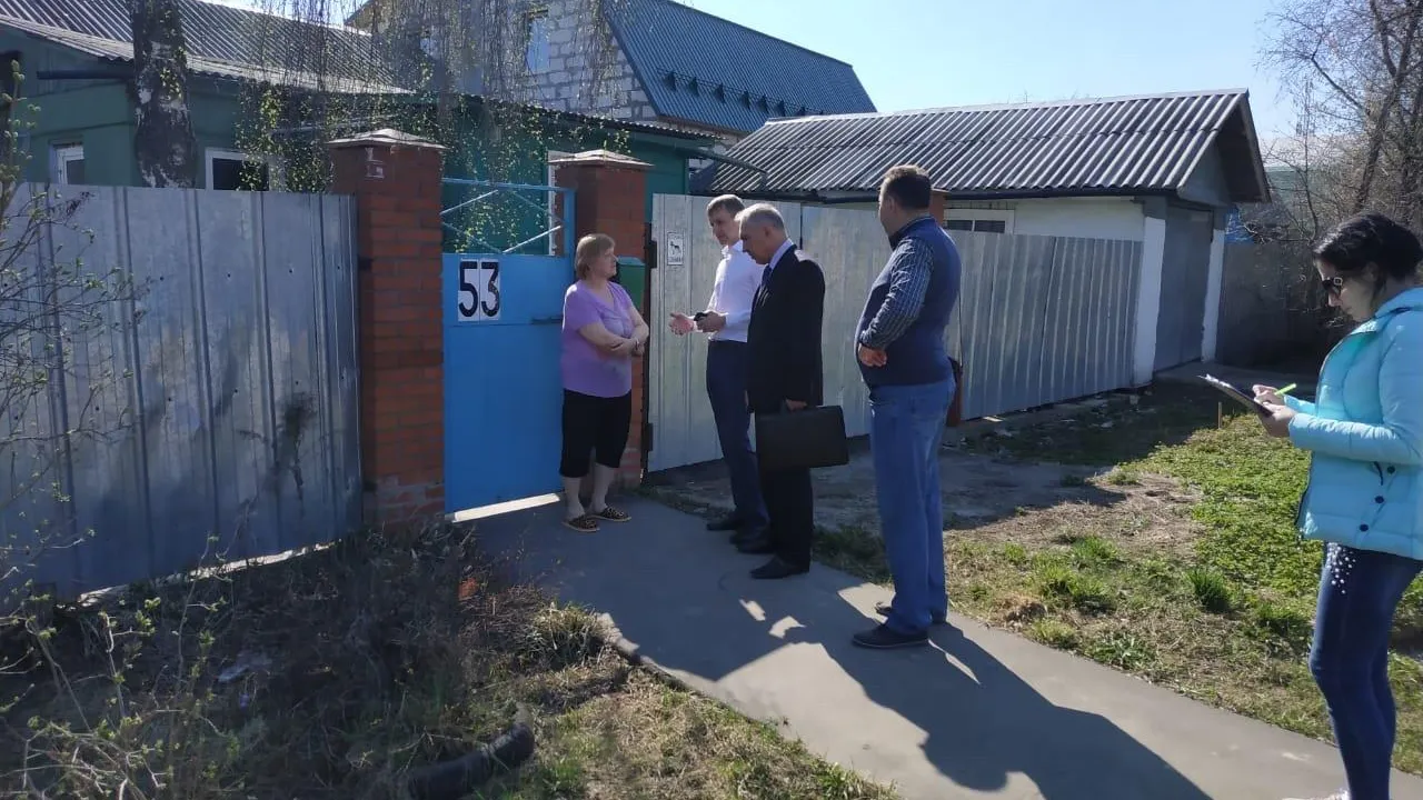 Незаконное складирование стройматериалов выявили на Климовской улице Подольска