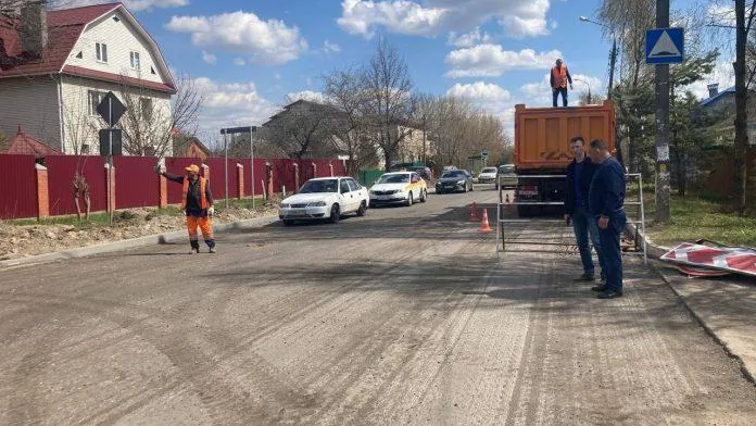 1,3 км автодороги «Щербинка – М‑2 Крым» отремонтировали в Подольске