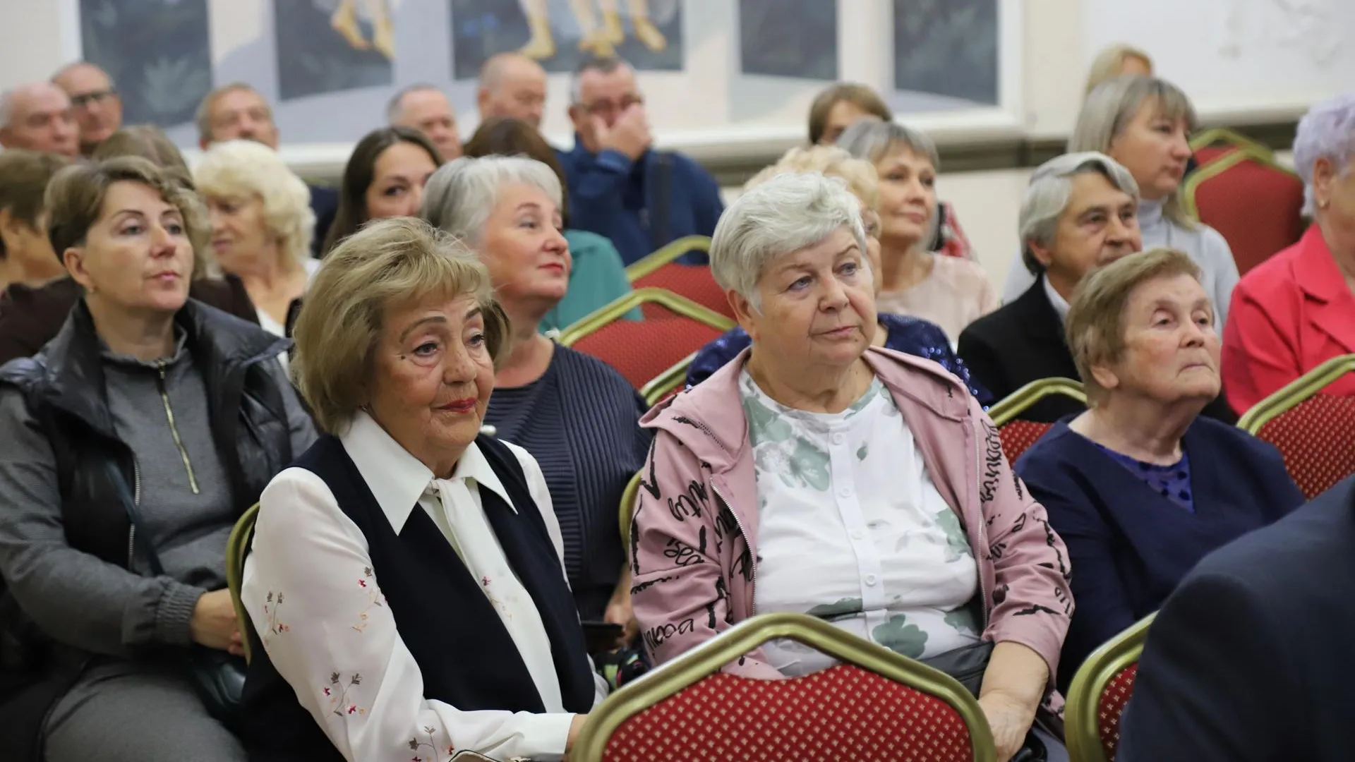 Ветераны хоккея отметили 60-летие дворца «Химик» в Воскресенске