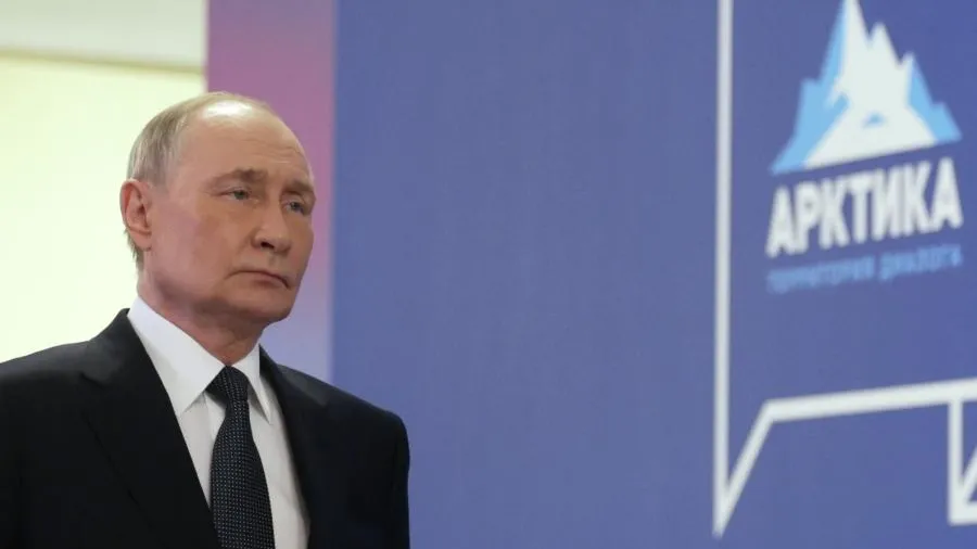 Владимир Путин прибыл в Мурманскую область
