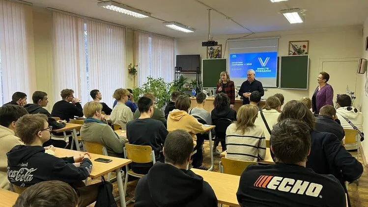 Лыткаринские студенты встретились с депутатами городского совета