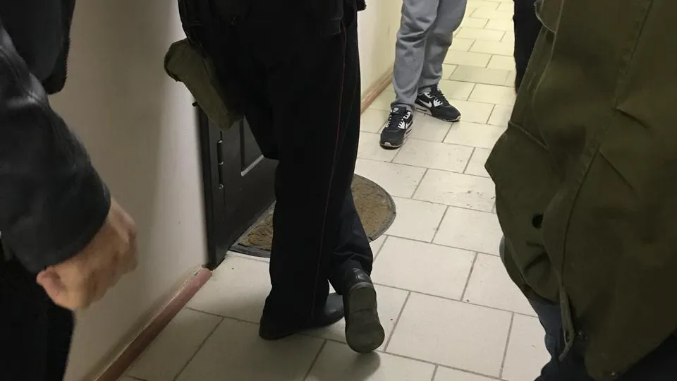 Бойцовская собака осталась запертой в квартире дома в Подольске